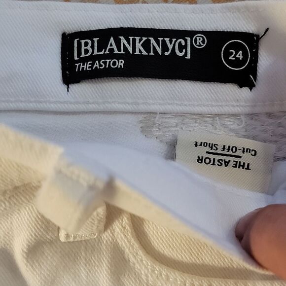 Blank NYC The Astor White Cut-Off Shorts - Picture 6 of 6